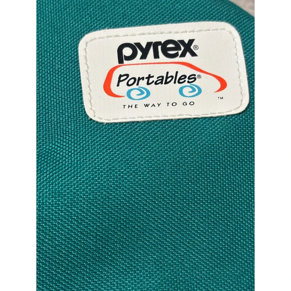 Pyrex portables insulated